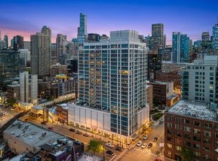 757 N Orleans St #605, Chicago, IL 60610