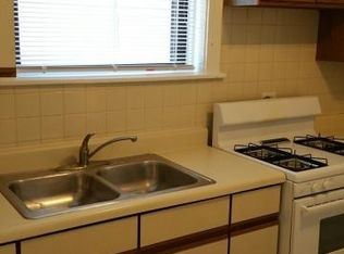 712 Seward St APT 2S, Evanston, IL 60202