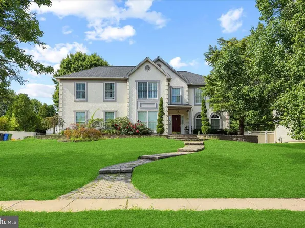 19 Rickland Dr, Sewell, NJ 08080