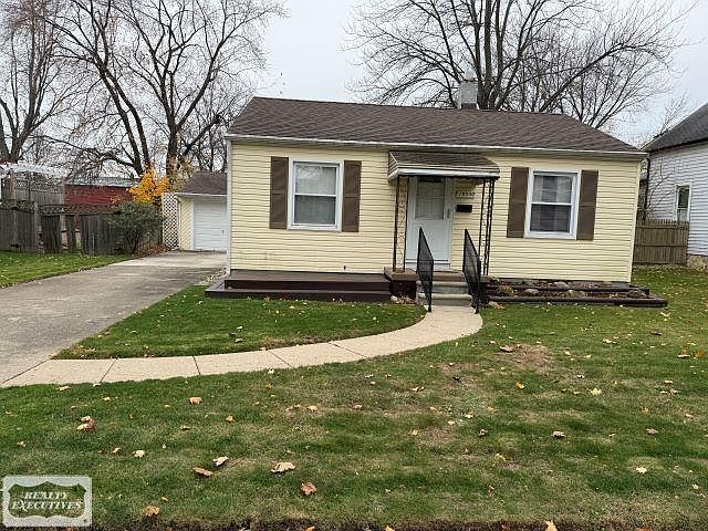 1st image of 19530 Waldron St