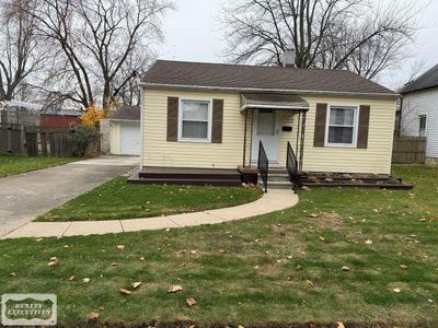 19530 Waldron St, Roseville, MI, 48066