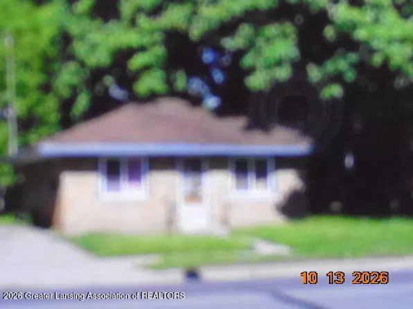 933 N King Blvd N, Lansing, MI 48915