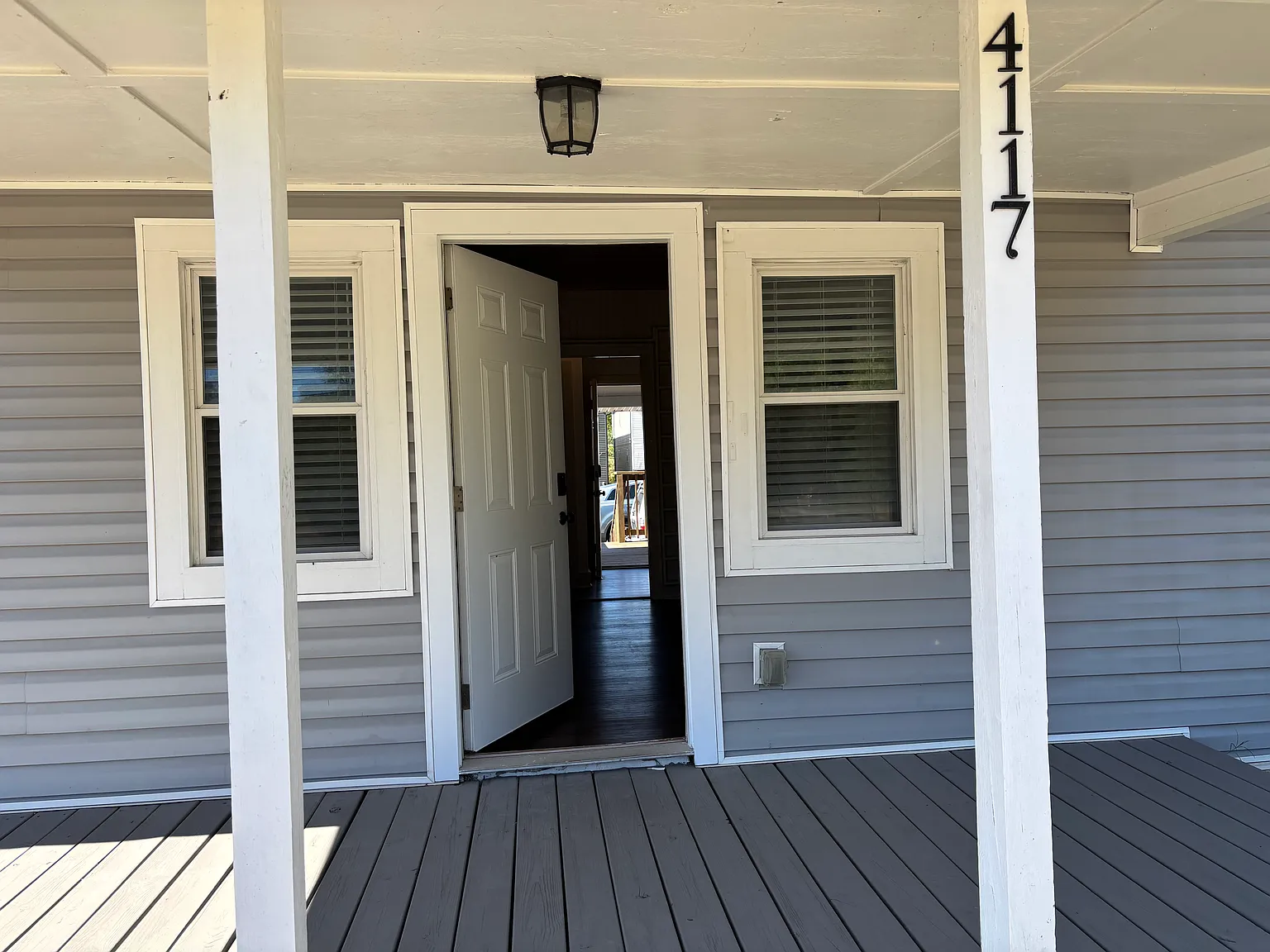 2 bed, 814 sqft, $1,600 — Photo 2