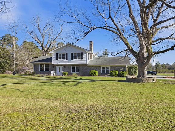 4th image of 1468 Azalea Dr.