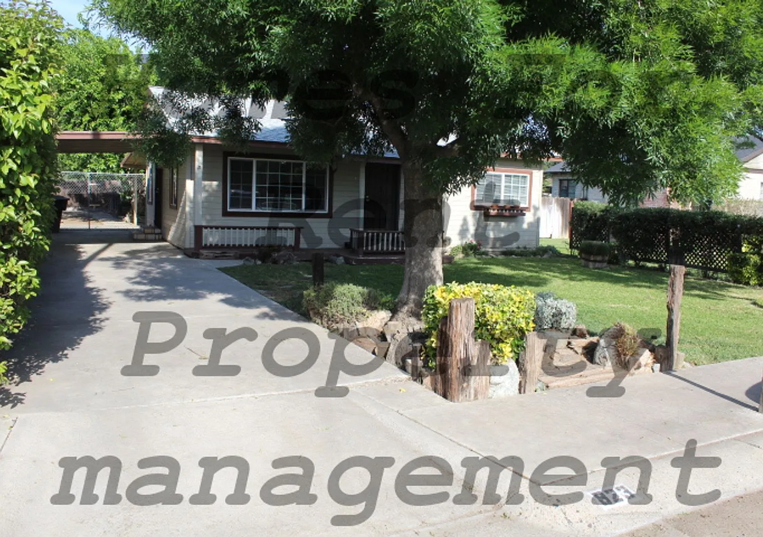 Beautiful 3 bedroom 1 bath home — Photo 1