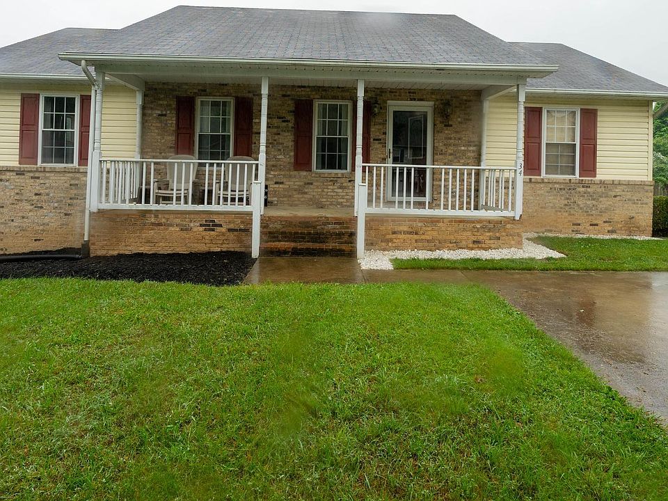 1st image of 34 Westminster Dr