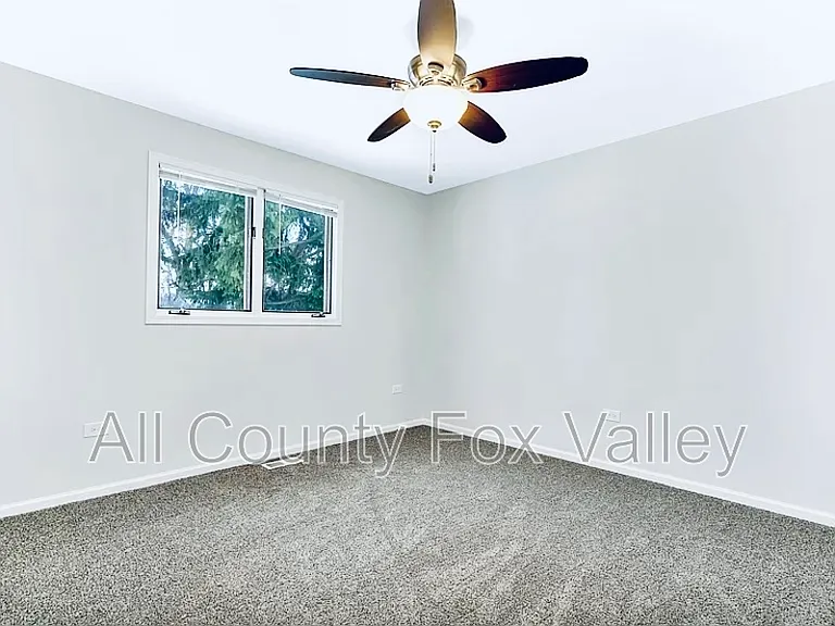9224 S Turner Ave — Photo 32