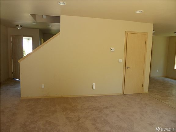 4th image of 11816 24th St SE