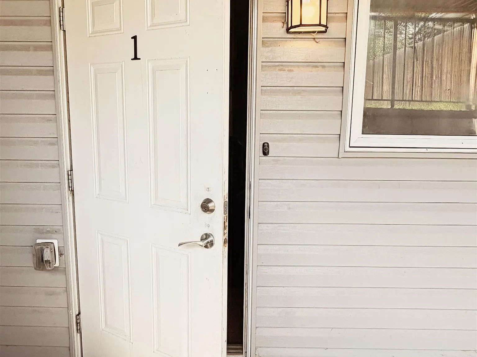 1 bed, 1.0 bath, 493 sqft, $1,000 — Photo 4