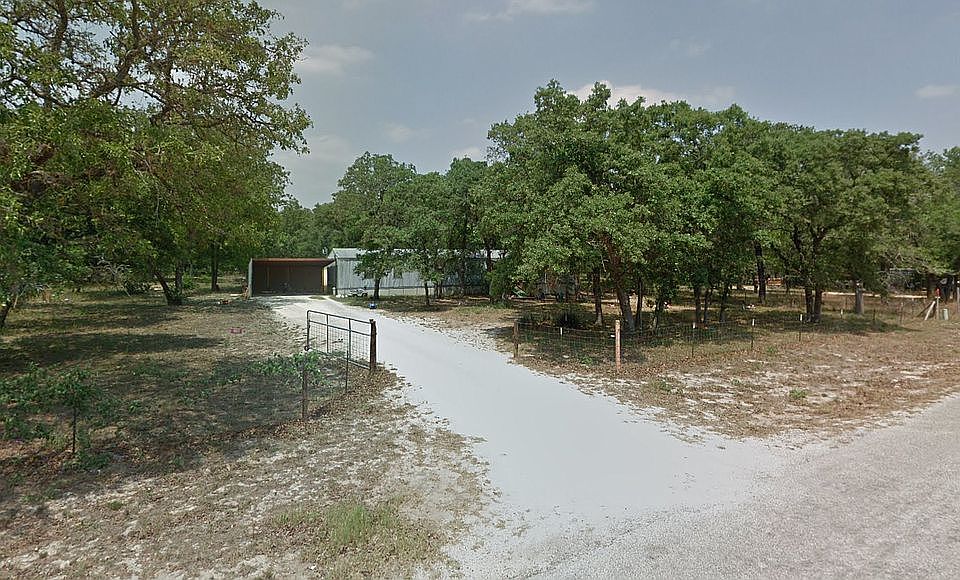 1st image of 319 Hickory Hill Dr