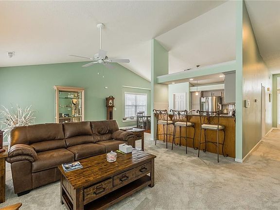 4th image of 3218 Devonshire Dr