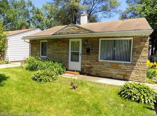 2212 Bonner St, Ferndale, MI 48220
