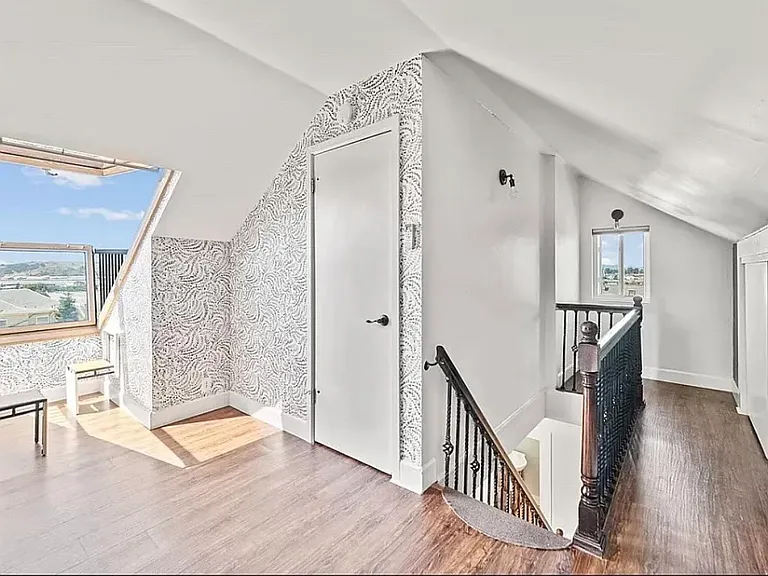 411 El Dorado St — Photo 9