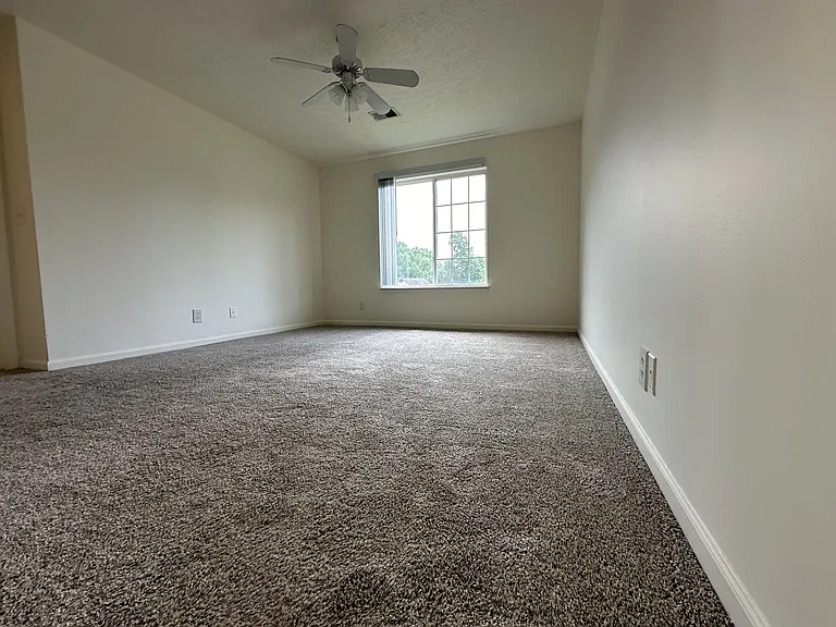 Victoria Pointe — Photo 22