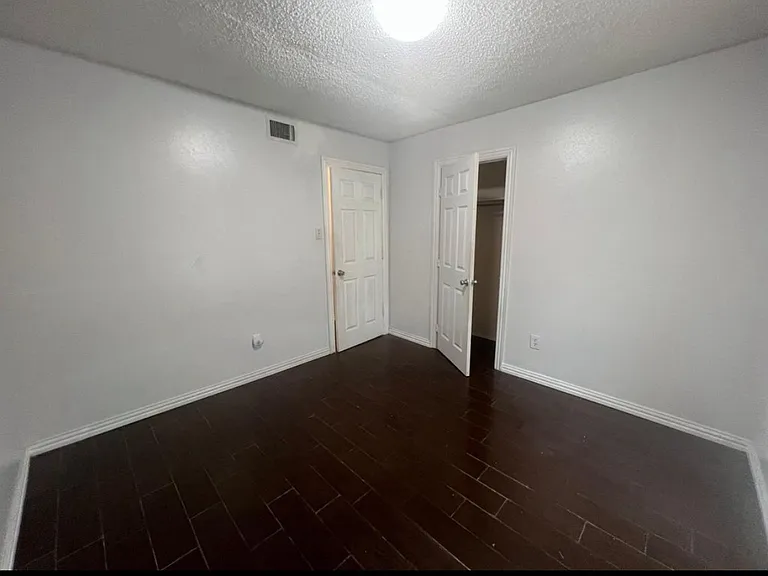 6004 Pinto Cir — Photo 18
