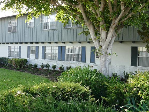 5th image of 6520 Beadnell Way APT 2T