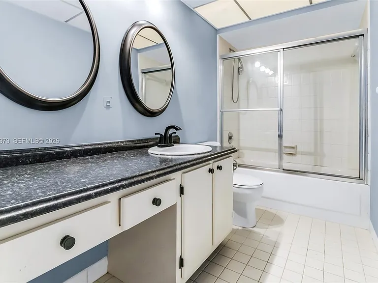 3000 NE 16th Ave #405 — Photo 8