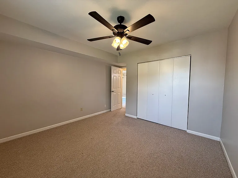 1702 Granville Rd — Photo 24