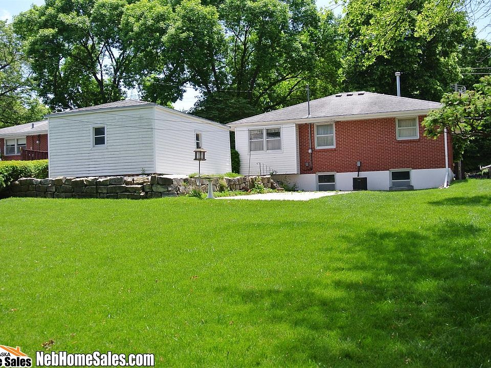 2nd image of 5410 R St