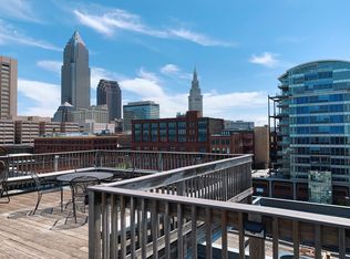 1133 W 9th St APT 505, Cleveland, OH 44113