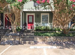 125 Surrey Ln, Euless, TX 76039