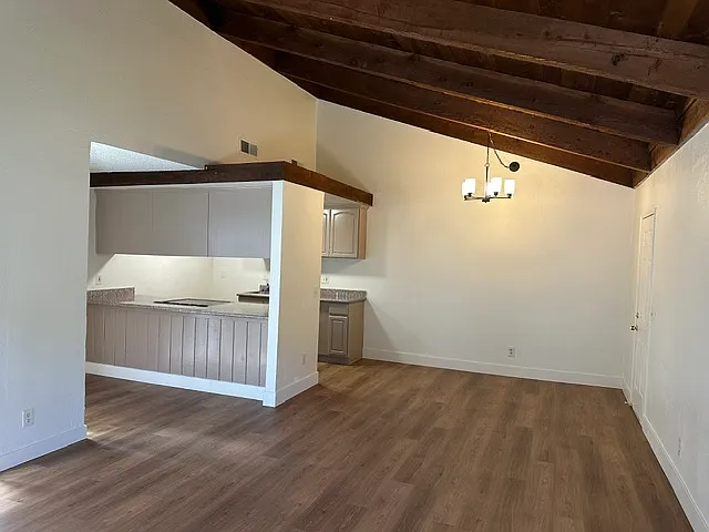 3 bed, 1146 sqft, $2,200 — Photo 2