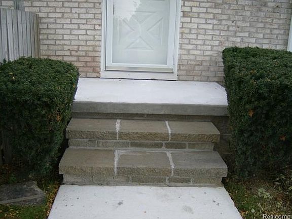 3rd image of 23571 Meeting Hall Ln #1