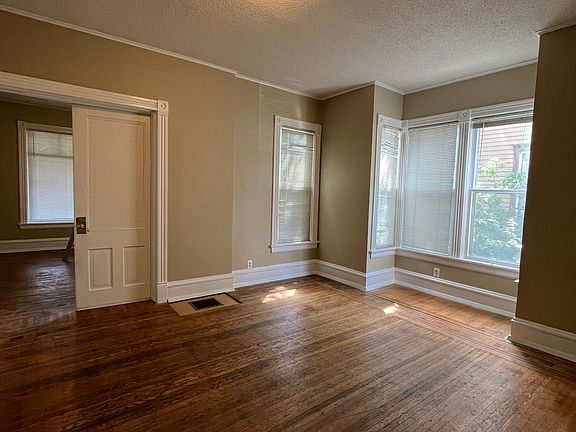 2nd image of 3132 1st Ave S #3132
