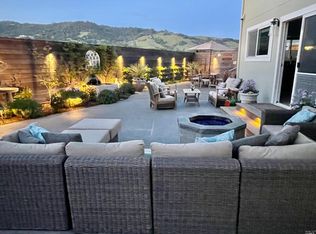 1332 Gillpepper Ln, Rohnert Park, CA 94928