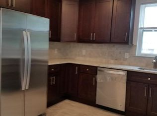 10 Harrison St, Clark, NJ 07066