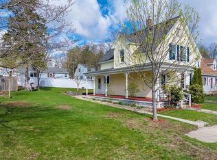 158 Hall St, Leominster, MA 01453