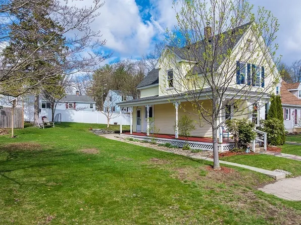158 Hall St, Leominster, MA 01453
