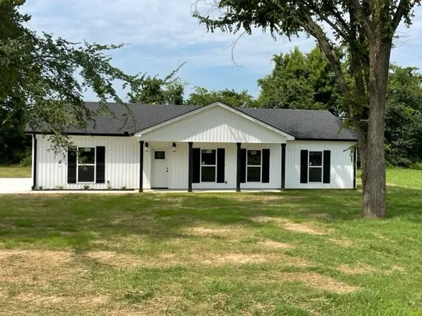 136 Broomsage Cir, Unionville, TN 37180