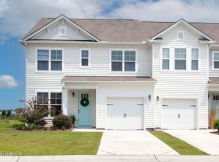 562 Orbison Dr, Wilmington, NC 28411