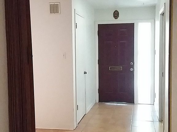 5th image of 1902 College Dr