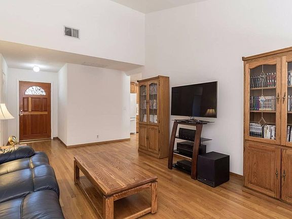 5th image of 1548 Aldrich Way