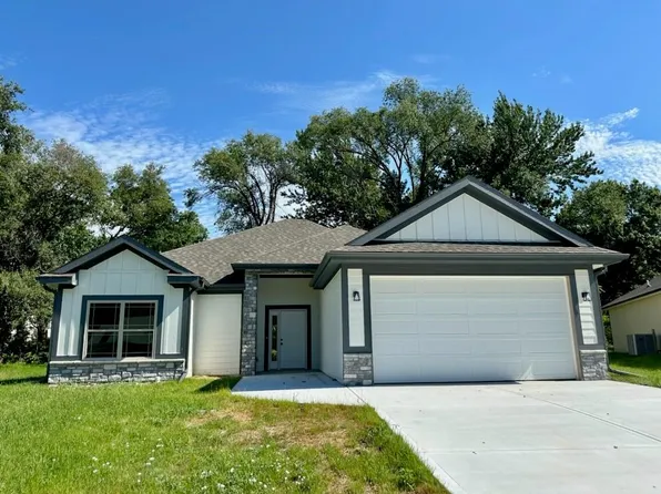1310 Kristie Cir, Excelsior Springs, MO 64024