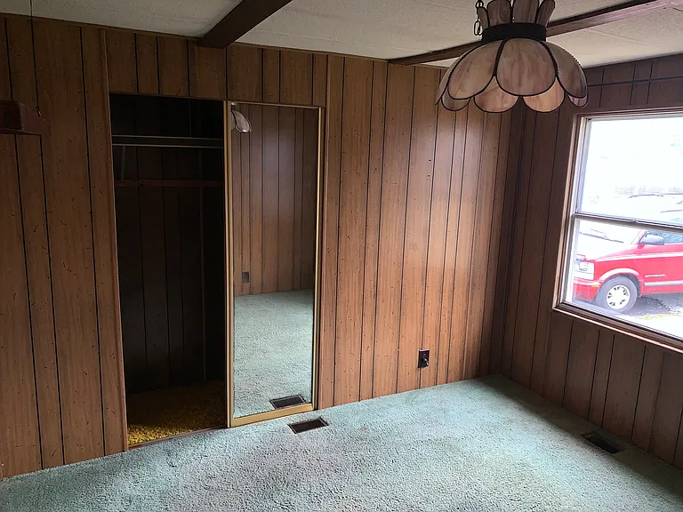 10 Cedar St — Photo 6