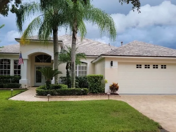 18116 Heron Walk Dr, Tampa, FL 33647