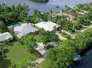 9500 SE Point Ter, Jupiter, FL 33469