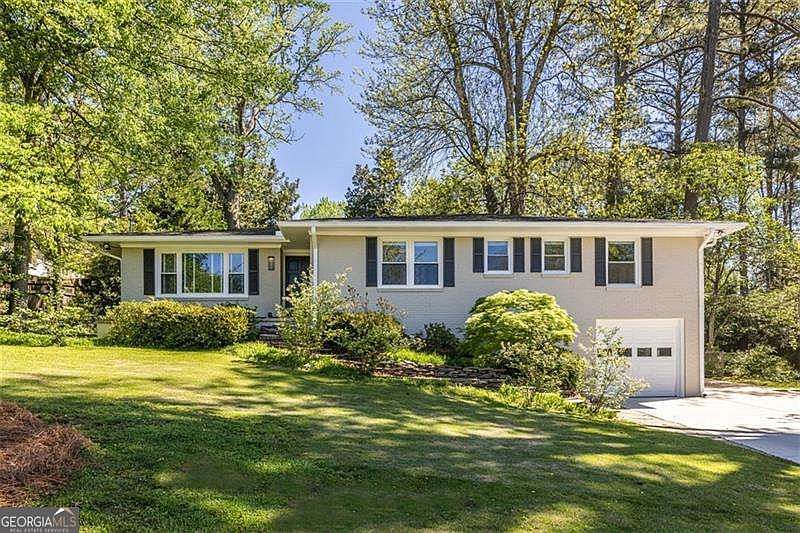 1st image of 709 Park Ln
