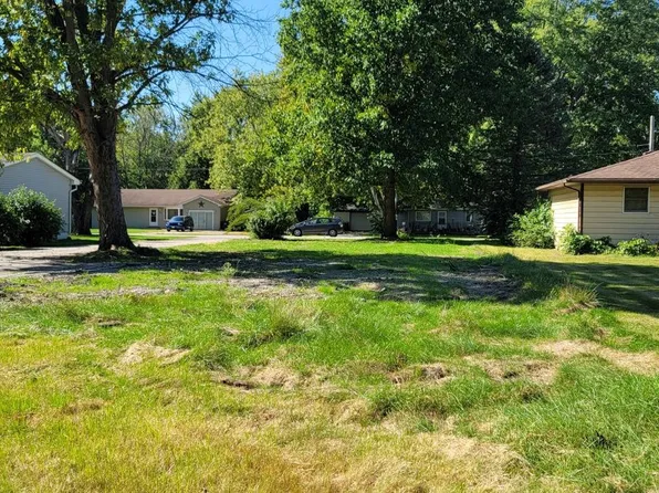 2485 Howard St, Lake Station, IN 46405