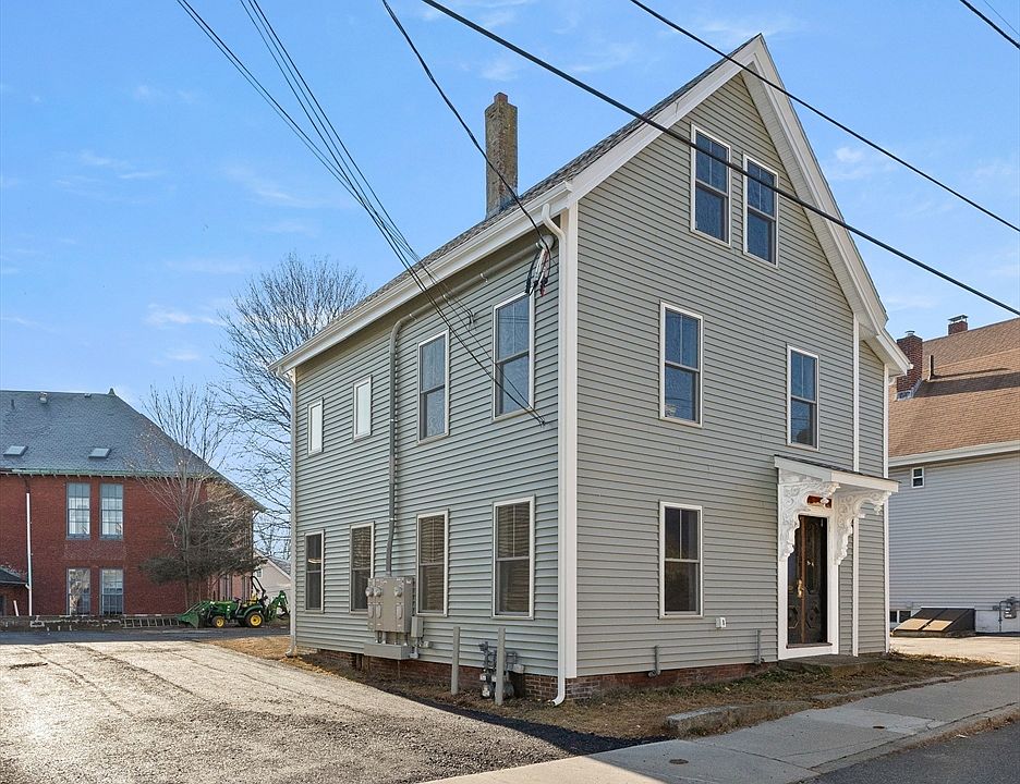 1st image of 20 Beacon St