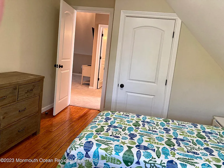 600 6th Ave — Photo 39