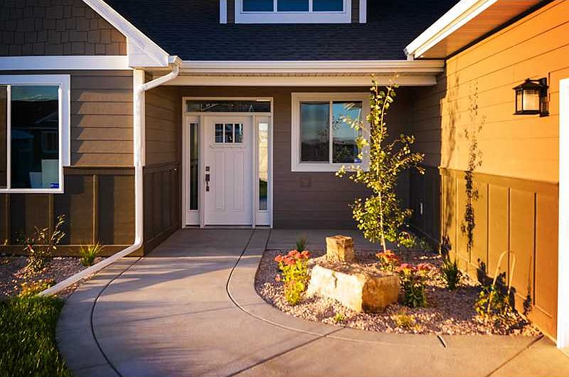 1st image of 4048 Backwoods Dr