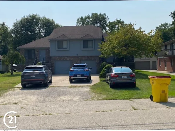 44441 Davis Dr, Utica, MI 48317