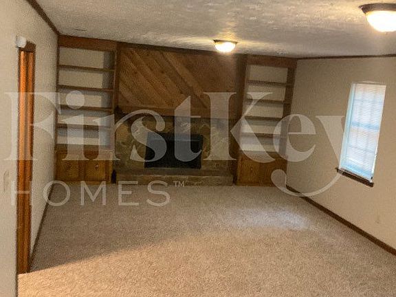 2nd image of 9053 Southcrest Ct