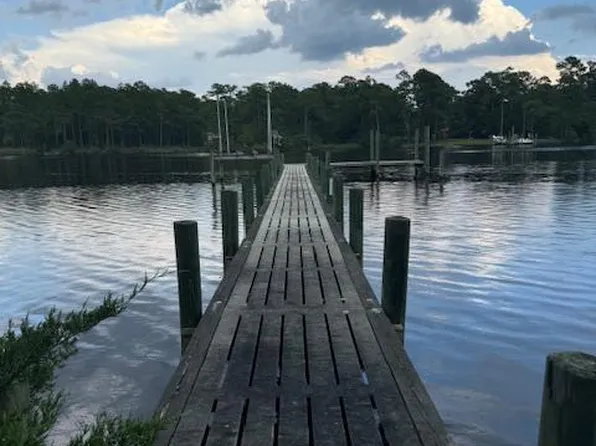 28 Leeward Lane, Oriental, NC 28571