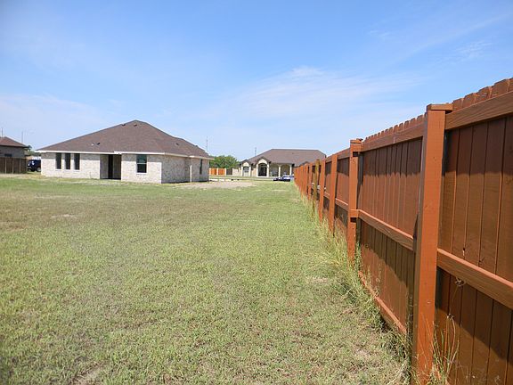 5th image of 114 Village East Dr