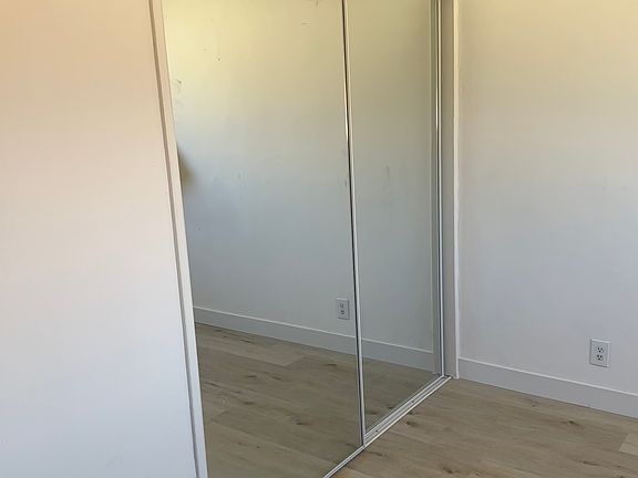 4th image of 1844 S Victoria Ave APT 13